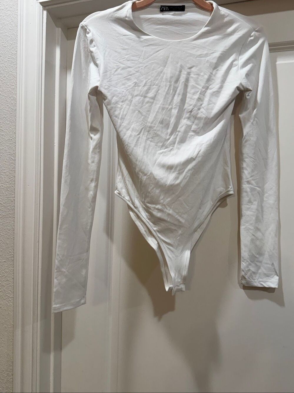 Zara White Long Sleeve Crewneck Bodysuit Basic Layering Fitted Small S